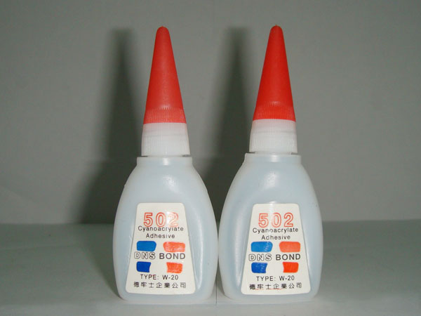 502 zamašek za polnjenje.jpg