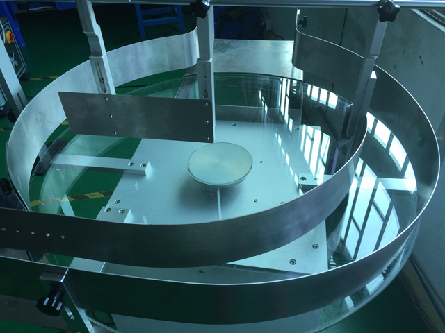 za okrogle steklenice turntable.jpg