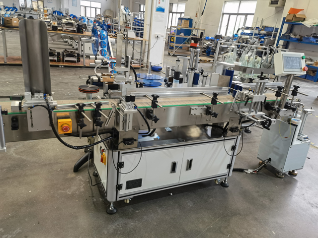 podrobnosti etiketirnega stroja (2).jpg