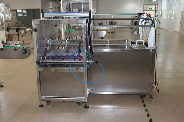 Stroj za pranje kozarcev (1).JPG