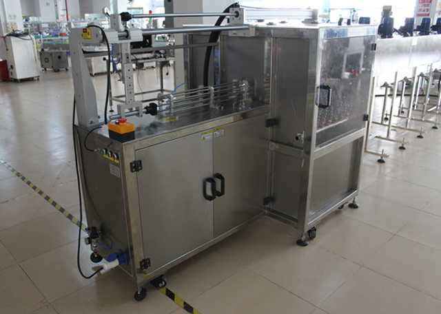 Stroj za pranje kozarcev (3).JPG