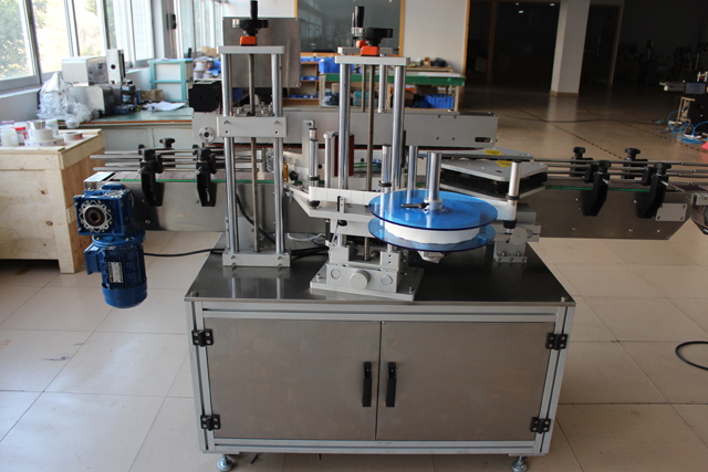 dvostranski etiketirnik (2).JPG