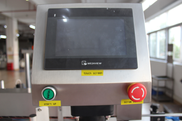 dvostranski etiketirnik (1).JPG