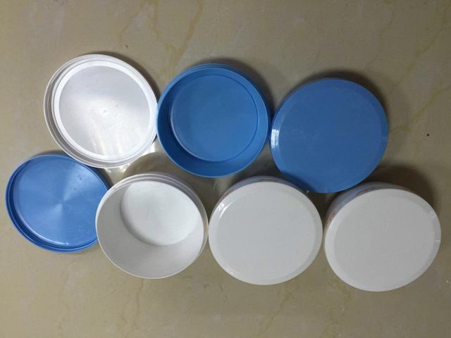 vzorci steklenic za etiketiranje z zamaški (10).jpg