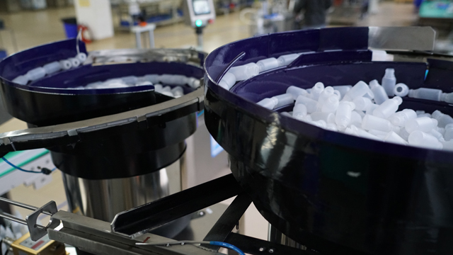 podajalnik za steklenice.jpg