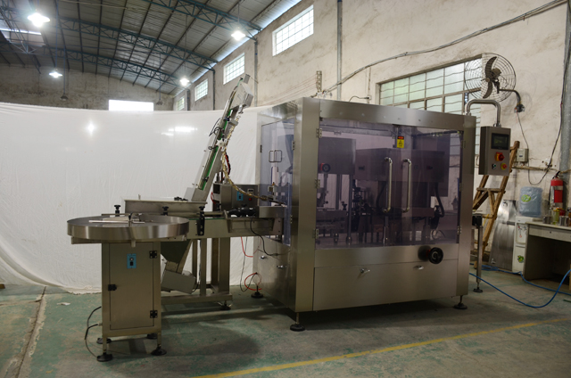 avtomatsko vakuumsko zapiranje.jpg