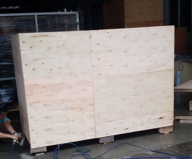 edible filling oil strojno pakiranje za 6 glav pretočne polnilne linije.jpg