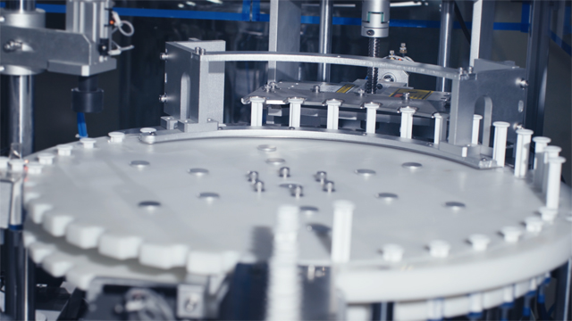 zamašek za polnjenje brizge.jpg