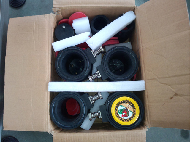 zapiralne glave za različne kalupe za steklenice.jpg