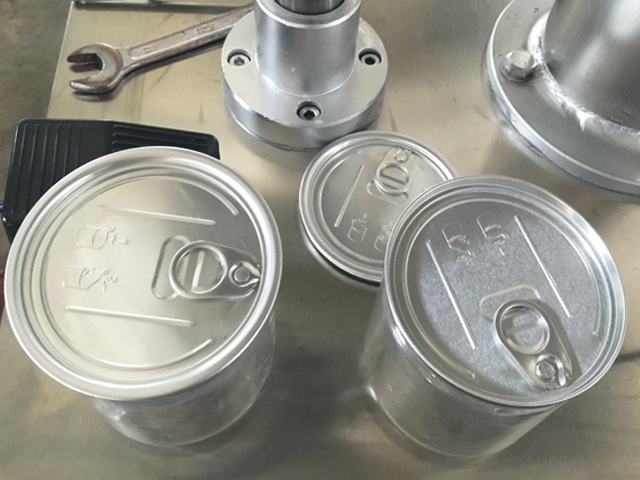 stroj za zapiranje kovinskih pločevink.jpg