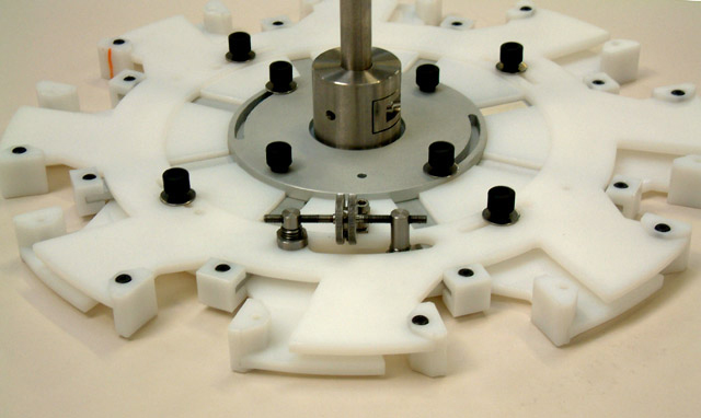 rotacijski kalup za zapiranje glave.jpg