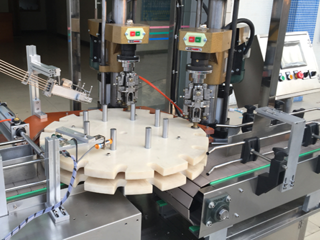 capping head zamašek z dvojno glavo.jpg