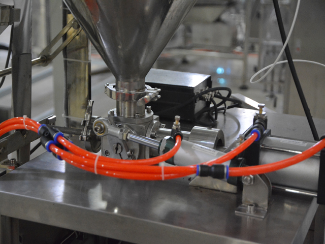 tekoči polnilni del.jpg