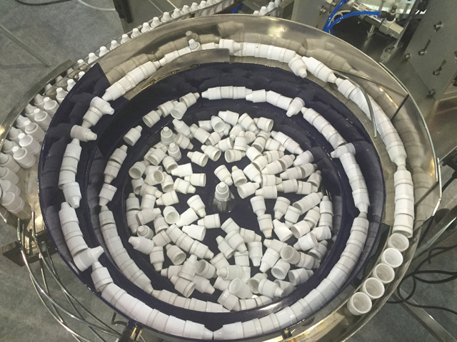 vibrator za e tekoče polnjenje.jpg