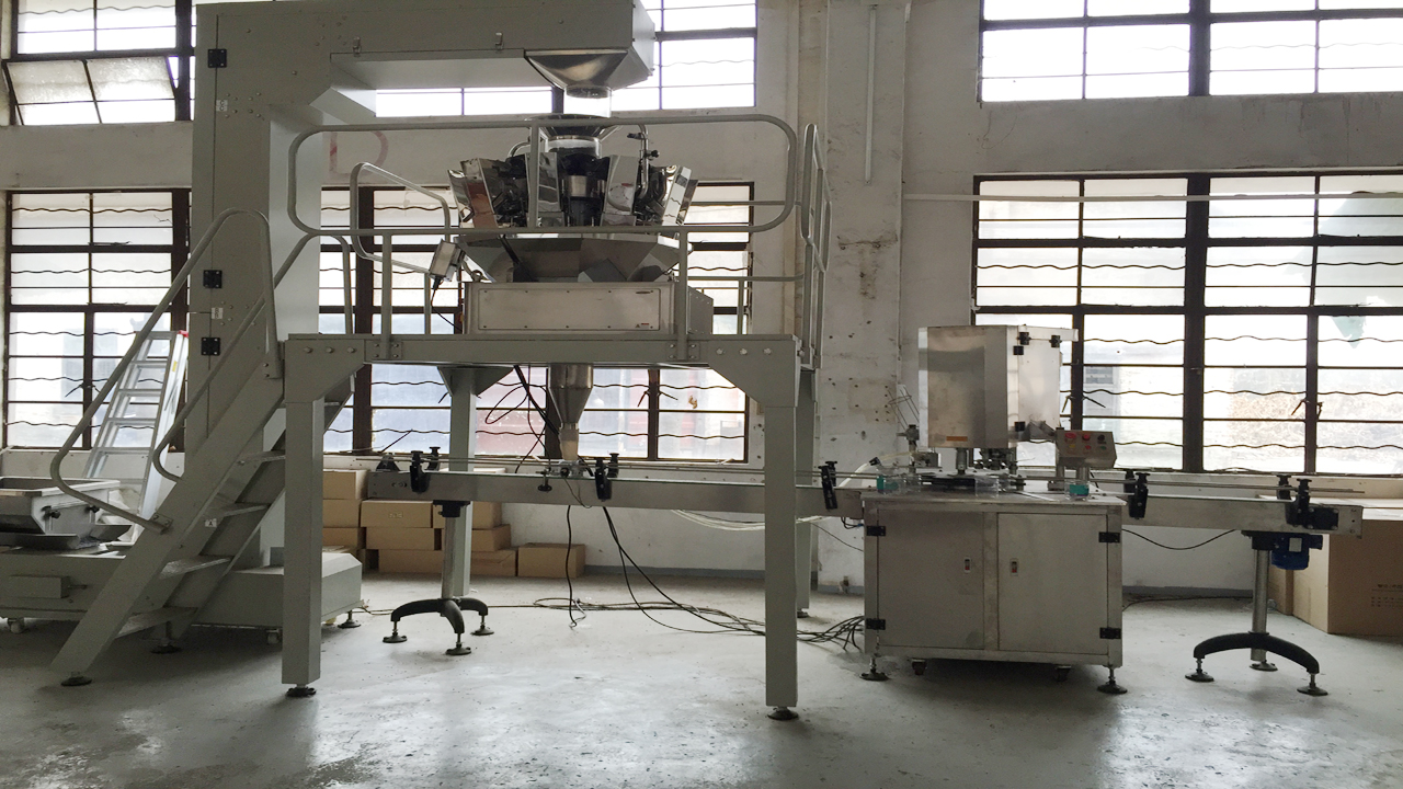 stroji za zapiranje pločevink.jpg