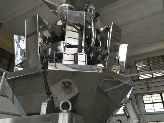 multihead za podajanje materialov.jpg