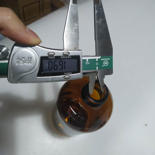 vzorci steklenic (2).jpg