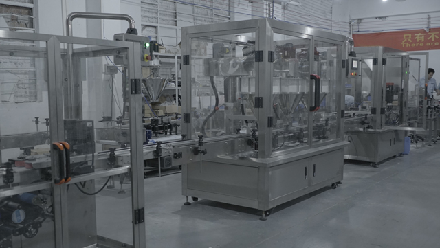 polnilna linija za prašek v prahu sprejem tovarne.JPG