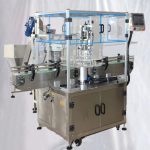 Rotacijska oprema za zapiranje plastičnih steklenic soka s podajalnikom dvigala za pokrov