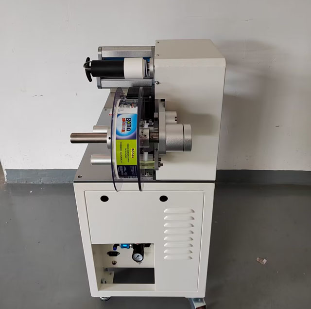 nalepka za pasjo hrano (4).jpg