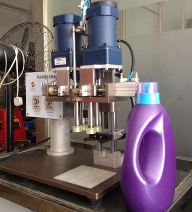 clear pictures for screw capping machinery Stroji ZA ZAPREVANJE NAVOJA.jpg