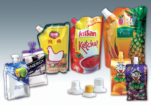 spout bags after filling vrečke z enojno glavo, ki se polnijo z lijakom.jpg