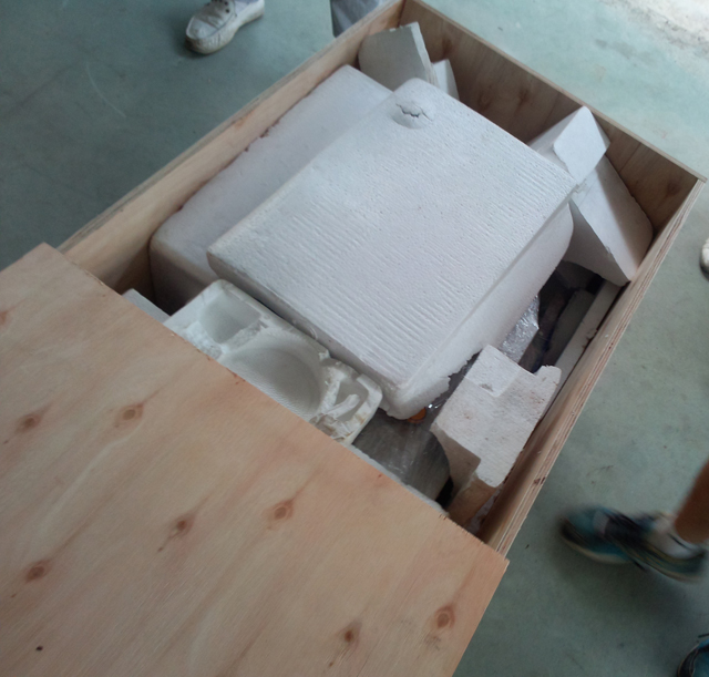 wooden case packaging before ocean shipping embalaža za etiketirni stroj.jpg