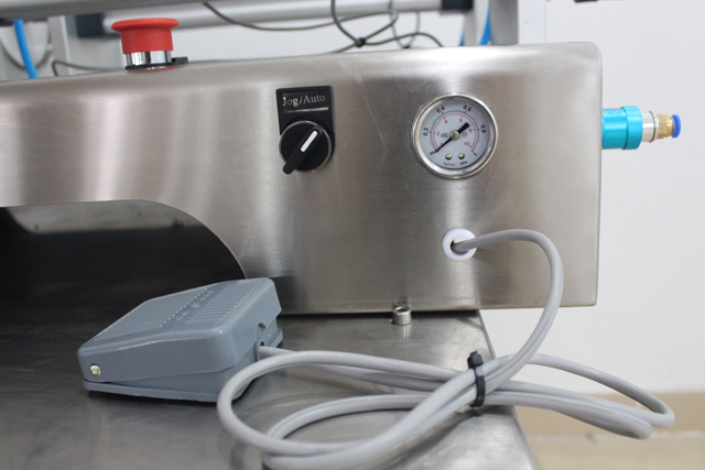 pnevmatski batni del za polnilni stroj.jpg